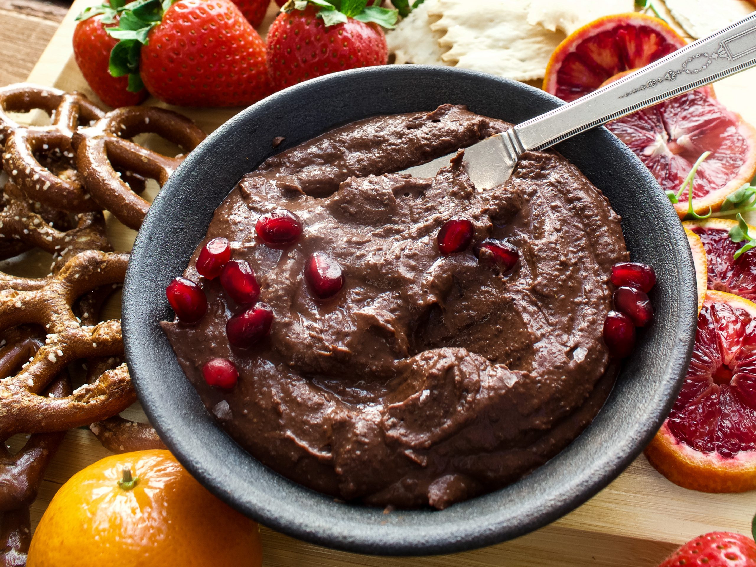 Spiced chocolate hummus